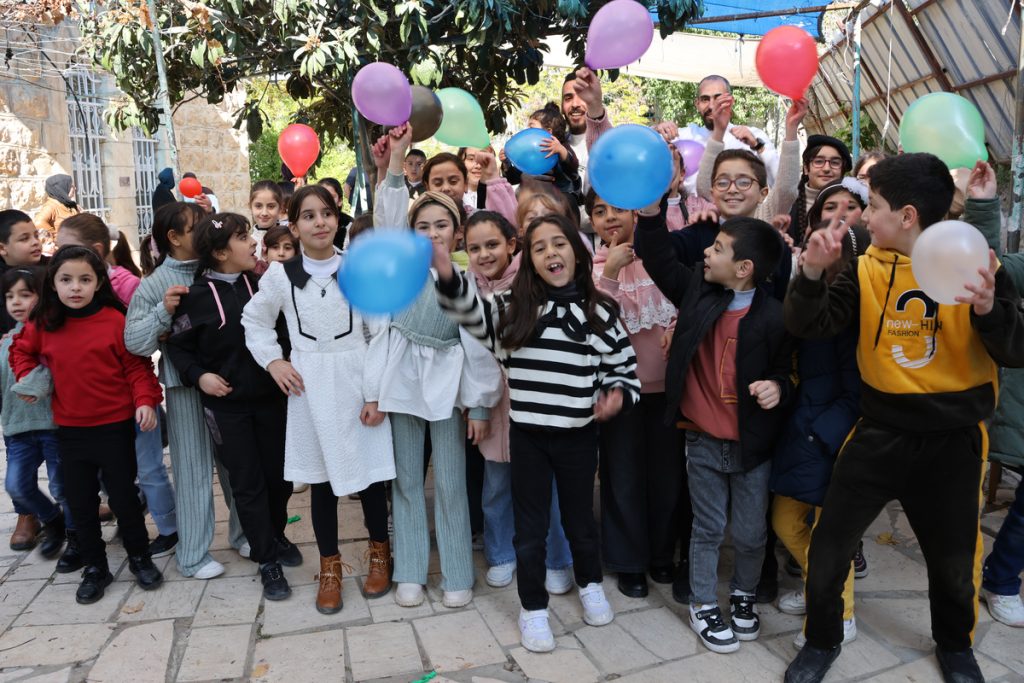 Volunteer With Palestinian Children