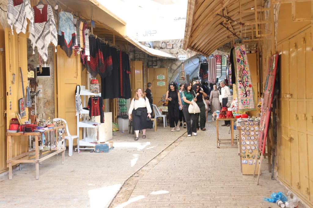 Summer Human Rights Volunteer Opportunities in Palestine 2026