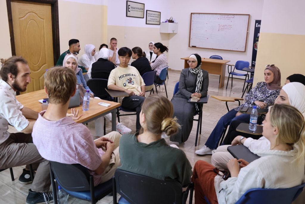 Where Can I Do An Internship In The Middle East?