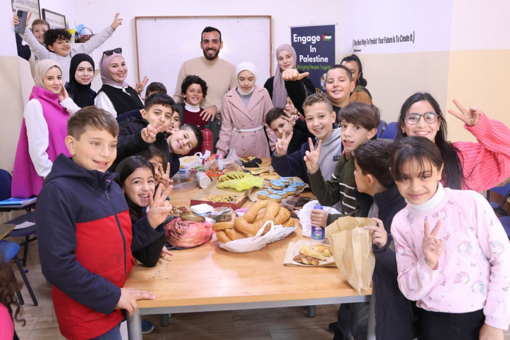 10 Volunteer Programs In The Middle East for 2026/2027