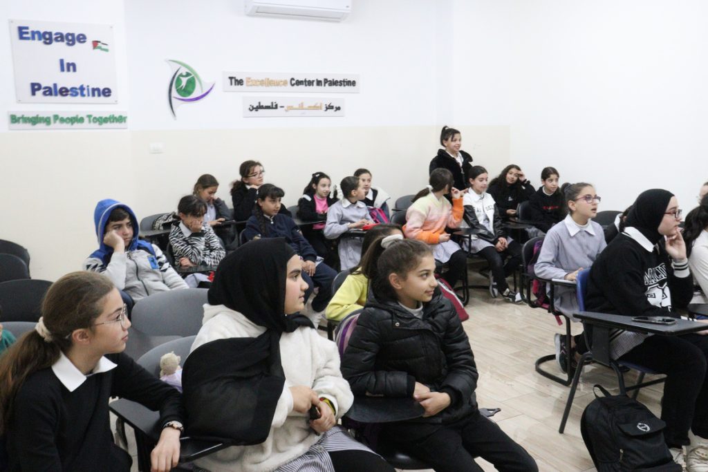 6 Community Development Volunteer Programs in Palestine