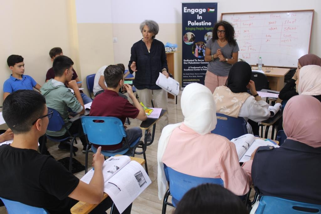 How to Volunteer with Palestinian Children in the West Bank?
